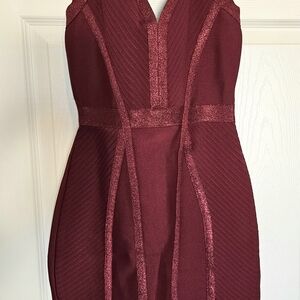 Elegant Burgundy Sleeveless Halter V-Neck Bodycon Dress